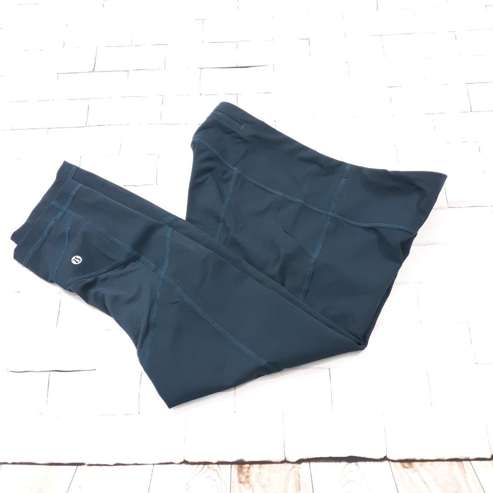 Lululemon Leggings Capris Womens Size 10 Waist 30 Elastic Waist Midnight Teal